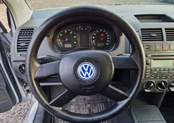 Volkswagen Polo cena 9800 przebieg: 216000, rok produkcji 2001 z Pyzdry małe 232